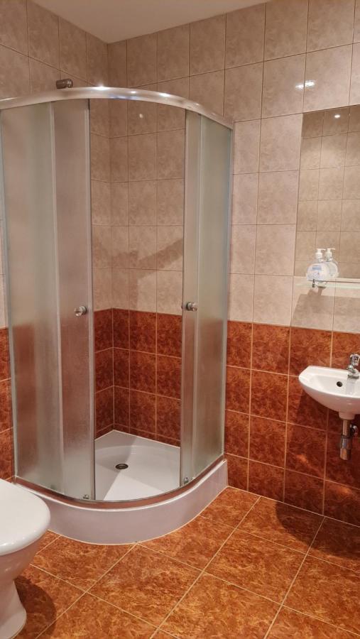 Pod Kamiennikiem Hotell Trzemesnia Exteriör bild