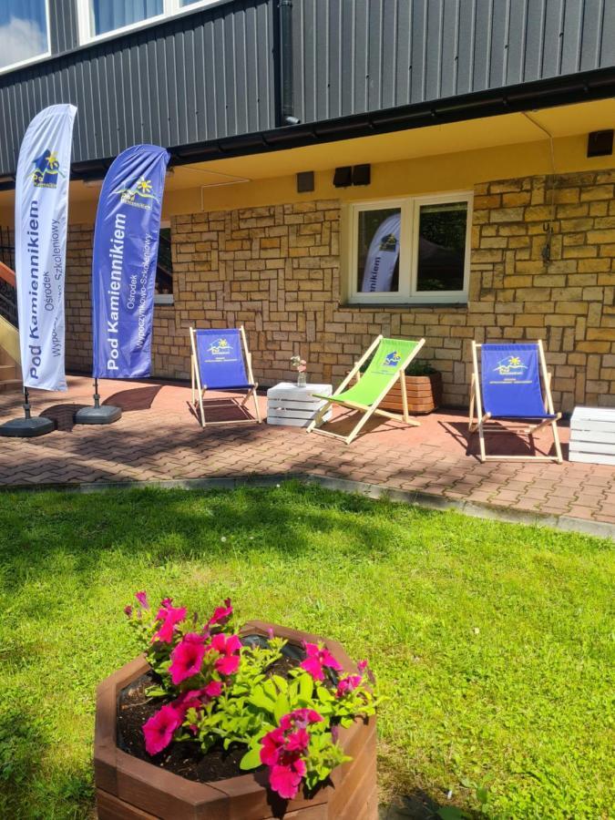 Pod Kamiennikiem Hotell Trzemesnia Exteriör bild