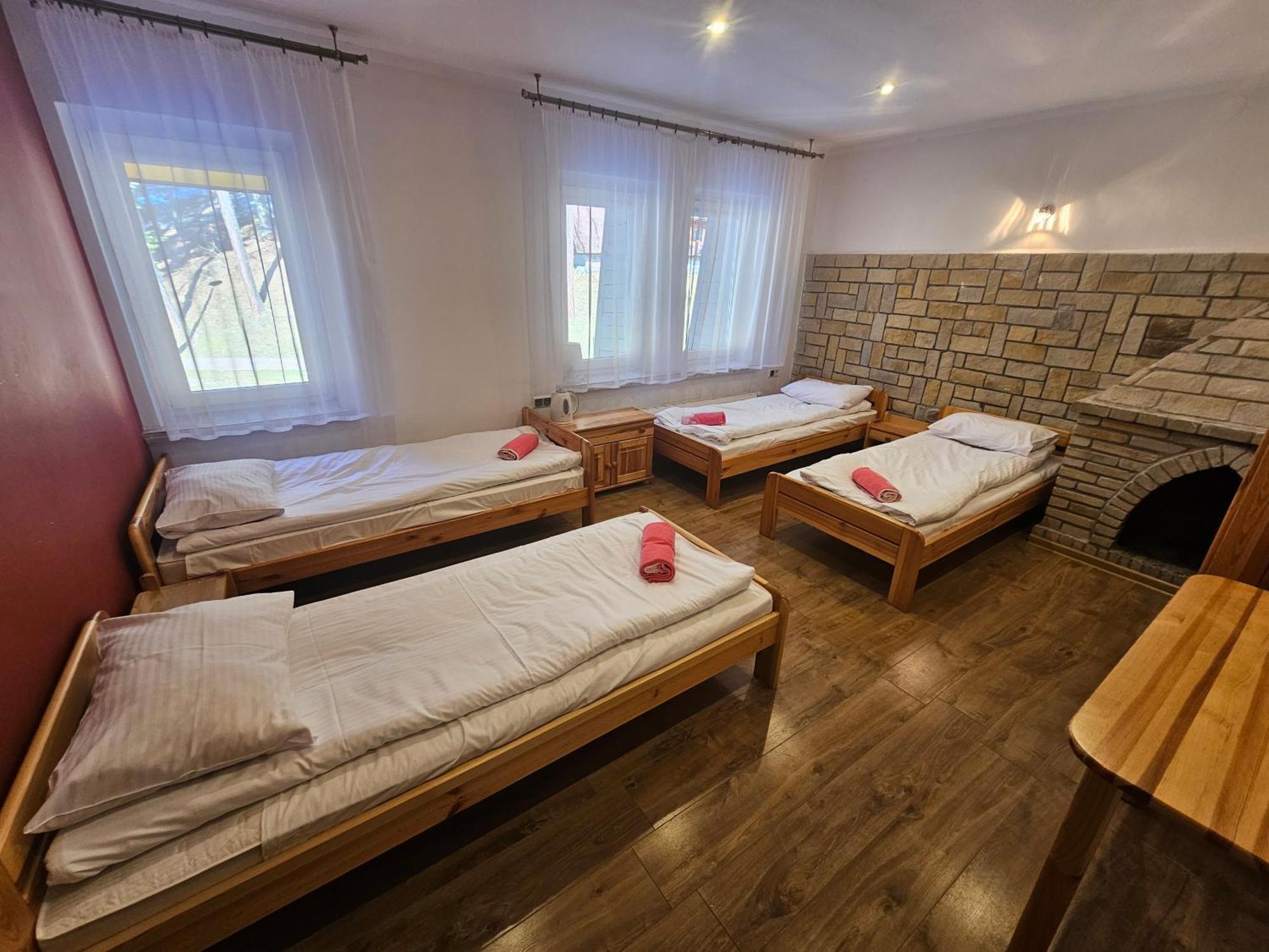 Pod Kamiennikiem Hotell Trzemesnia Exteriör bild