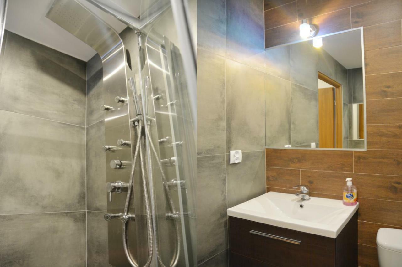 Pod Kamiennikiem Hotell Trzemesnia Exteriör bild