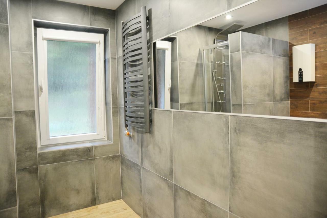 Pod Kamiennikiem Hotell Trzemesnia Exteriör bild