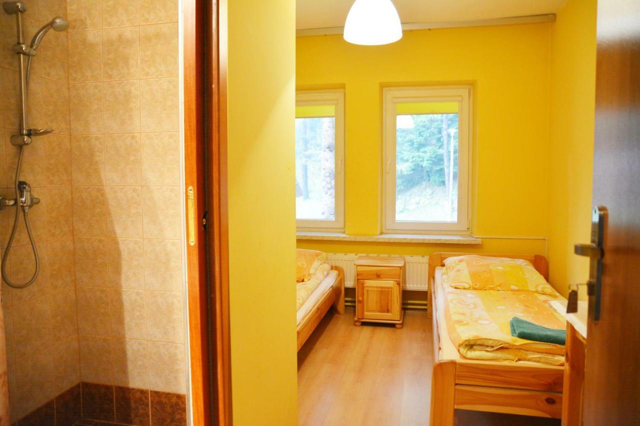 Pod Kamiennikiem Hotell Trzemesnia Exteriör bild