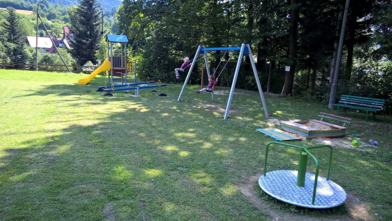 Pod Kamiennikiem Hotell Trzemesnia Exteriör bild